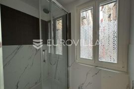 Istra, Rovinj, atraktivan apartman u strogom centru grada, Rovinj, Commercial property