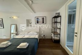 Istra, Rovinj, atraktivan apartman u strogom centru grada, Rovinj, Immobili commerciali