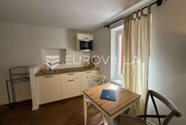 Istra, Rovinj, atraktivan apartman u strogom centru grada, Rovinj, العقارات التجارية