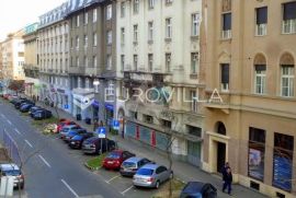 Zagreb, Martićeva, moderan i detaljno adaptiran dvosoban stan 60 m2, LIFT!, Zagreb, Apartamento