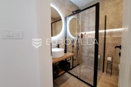 Brodarica, studio apartman na odličnoj lokaciji, Šibenik - Okolica, Commercial property