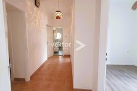 Podmurvice, adaptiran 3-soban stan, Rijeka, Appartment