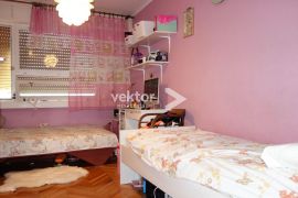 Stan, Rastočine, 80m2, 2-soban s dnevnim boravkom, pogled more, Rijeka, Wohnung