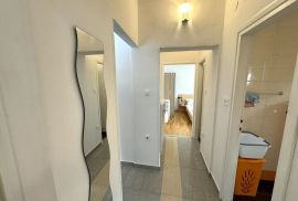 Stan sa zajedničkim bazenom i pogledom na more, Medulin, Medulin, Apartamento