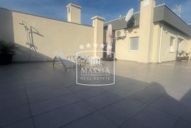 Zadar - Penthouse 100.44m2 novi stan kompletno namješten! 359000€, Zadar, Appartment