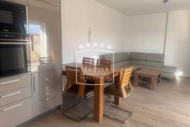 Zadar - Penthouse 100.44m2 novi stan kompletno namješten! 359000€, Zadar, Appartment