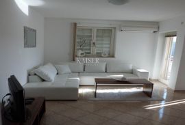 Rabac - dvoetažni stan s pogledom na more, 127 m2, Labin, Appartement