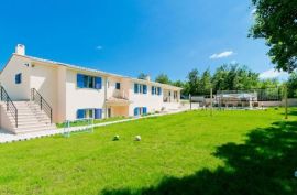 Labin - mediteranska vila s bazenom, 215 m2, Labin, Casa