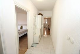 Istra - Poreč, uređeni stan 2S+DB na atraktivnoj lokaciji, Poreč, Appartment