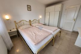 Dramalj, Crikvenica - stan 2s+db sa terasom s pogledom i parking, Crikvenica, Appartment