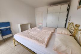 Dramalj, Crikvenica - stan 2s+db sa terasom s pogledom i parking, Crikvenica, Appartment