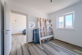 ISTRA,PULA - Prekrasan novi stan s dvorištem!, Pula, Apartamento