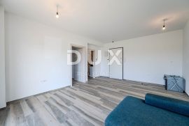 ISTRA,PULA - Prekrasan novi stan s dvorištem!, Pula, Appartment