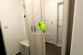 Dvoiposoban stan sa stvarima na odličnoj lokaciji u blizini DIF-a ID#5600, Appartement