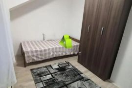 Dvoiposoban stan sa stvarima na odličnoj lokaciji u blizini DIF-a ID#5600, Appartement