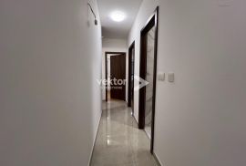 Škurinje, 3-soban s dnevnim boravkom, iznajmljivanje, Rijeka, Apartamento