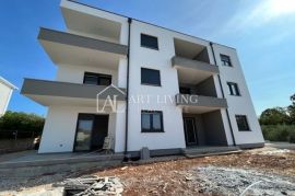 Umag, okolica - Moderan jednosoban stan 200 m od mora, Umag, Apartamento