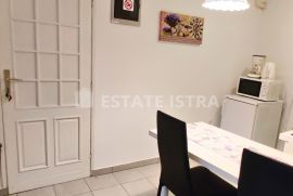 Stan centar prvi kat 38,11m2, Pula, Stan