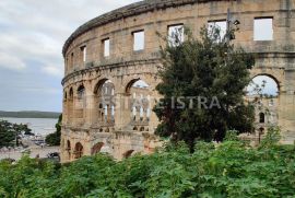 Stan centar prvi kat 38,11m2, Pula, Wohnung