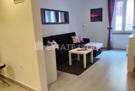 Stan centar prvi kat 38,11m2, Pula, Stan