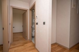 Novogradnja, četverosoban stan na prvom katu - 71m2, Sesvete, Appartement