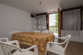 Vikendica u Gornjoj Dubravi, GBP 89 m², Gornja Dubrava, Maison