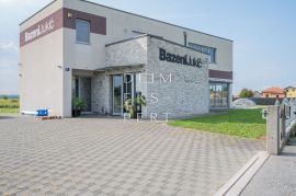 Stambeno poslovni objekt, 310 m², Belovar, Sesvete, Sesvete, Propiedad comercial