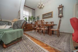 Dvoetažni stan u Petrinjskoj ulici, 137 m², Donji Grad, Διαμέρισμα