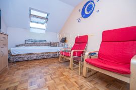 Dvoetažni stan u Petrinjskoj ulici, 137 m², Donji Grad, Appartement