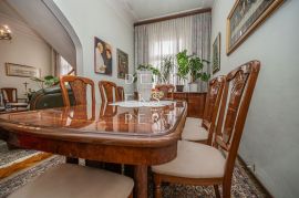 Dvoetažni stan u Petrinjskoj ulici, 137 m², Donji Grad, Appartement