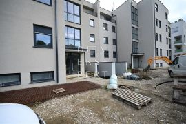 Komforan i prostran stan na Perjavici, 1. kat - 2400 €/m2, Podsused - Vrapče, Apartamento