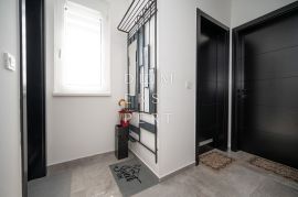 Komforan, četverosoban stan, 91.40 m², Dugo Selo, Kopčevec, Dugo Selo, Appartment