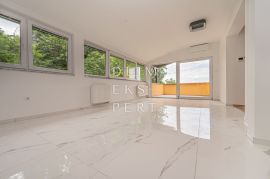 Četverosobni penthouse u Šestinama - 150 m², Podsljeme, Appartement