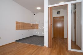 Stan na 1. katu, 45 m², Sesvete, Novi Jelkovec, Sesvete, Appartment