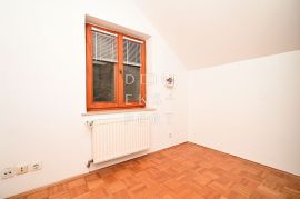 Kuća u blizini centra Svetog Ivana Zeline, 142.62 m², Sveti Ivan Zelina, House