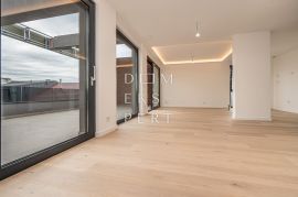 Maksimir, Jordanovac, useljivi penthouse s krovnom terasom - 188m2, Maksimir, Διαμέρισμα