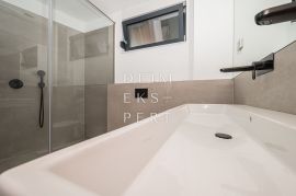 Zagreb, Jordanovac, četverosoban stan s vrtom NKP 184 m2, USELJIVO, Maksimir, Apartamento