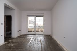 Stan odličnog rasporeda u novogradnji, 83.56 m², 1. kat Sesvetski Kraljevec, Sesvete, Flat