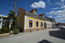 Predivna uređena starinska kuća u samom centru Zeline, Sveti Ivan Zelina, Haus