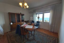 OPATIJA, stan od 120 m2 u blizini mora, za najam, Opatija, Flat