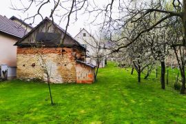 Kuća za Adaptaciju: Stvorite Svoj Idealni Dom, Ljubešćica, Haus