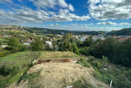 VILA SA PANORAMSKIM POGLEDOM I BAZENOM, Črnomerec, Дом