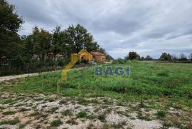 KUPI I GRADI Žminj Kuća sa bazenom, Žminj, Land