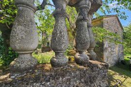 Šarmantna istarska kamena kuća s otvorenim pogledom i velikim terenom, Motovun, Σπίτι