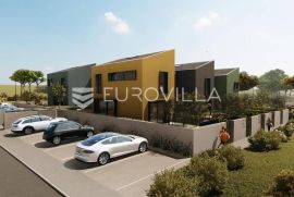 Poreč, moderna kuća u nizu A5 s vrtom i bazenom u  NKP120 m2, Poreč, House