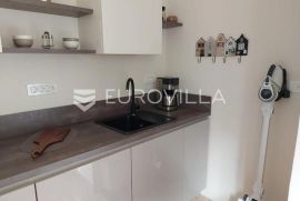 Istra, Rovinj, najam jednosobnog apartmana 33m2 u srcu starog grada, Rovinj, Gewerbeimmobilie