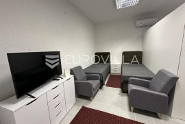 Zagreb, Gornji Grad, novouređeni prostor 30 m2 s privatnim ulazom, Zagreb, Wohnung