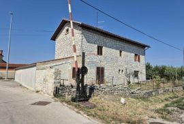 Istra, Kanfanar jedinstvena samostojeća željeznička kuća, Kanfanar, House