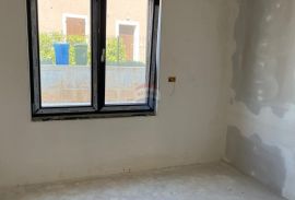 Poreč, atraktivan  stan u prizemlju s vlastitim vrtom, Poreč, Appartement