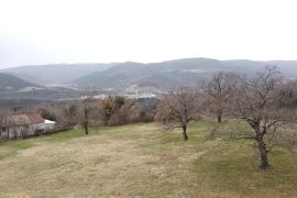 Istra, Buzet - Građevinsko zemljište s otvorenim pogledom, Buzet, Terreno